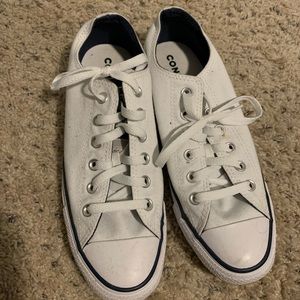 White all star converse